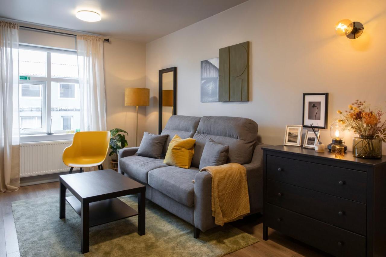 Ray Of Sunshine Hafnargata Appartement *